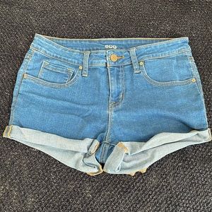 BDG Mid Rise Shortie Shorts size 29